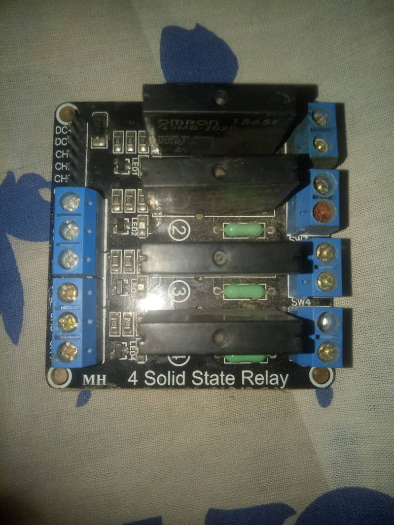 4 - solid state relay with free breadboard and other items 0
