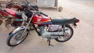 Honda 125 motorcycle 2013 modal urgent for sale Pakistan=03253816587=