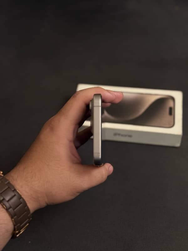 I phone 15 Pro Max JV 256 7