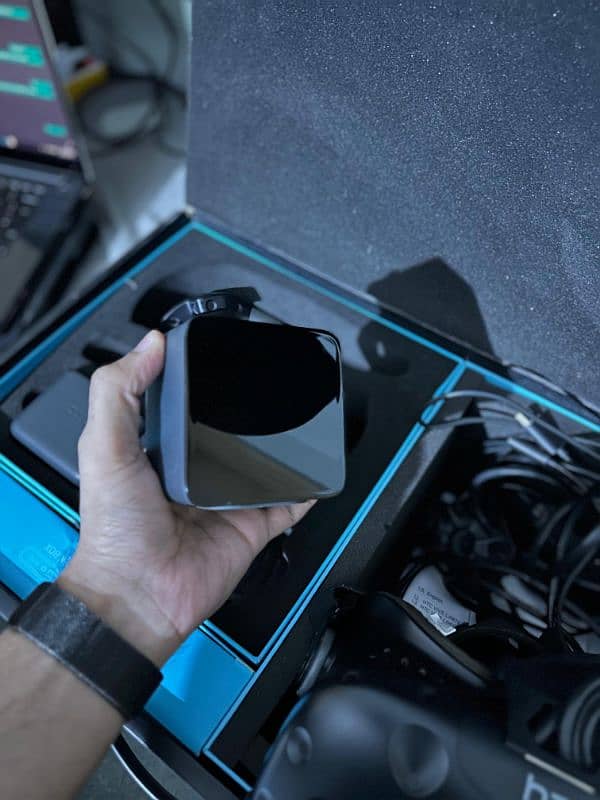 HTC VIVE VR 4
