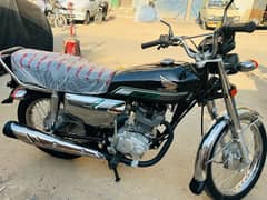 Honda cg125 SE Karachi number 22-23