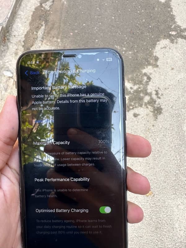 iphone XR Factory unlock /128GB 0