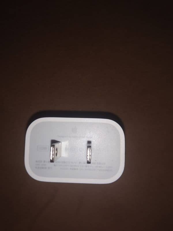 iphone 14 pro adopter 2