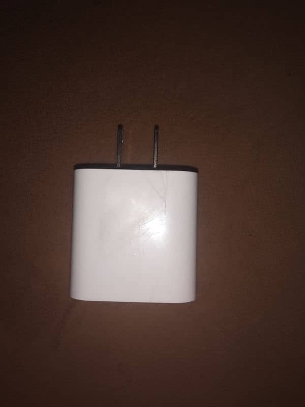 iphone 14 pro adopter 3
