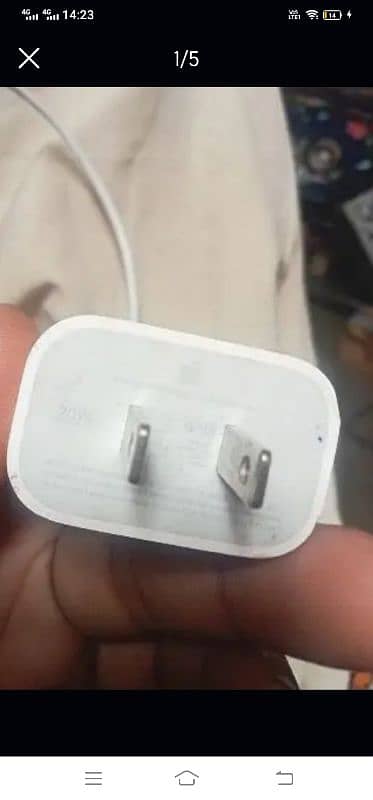 iphone 14 pro adopter 4