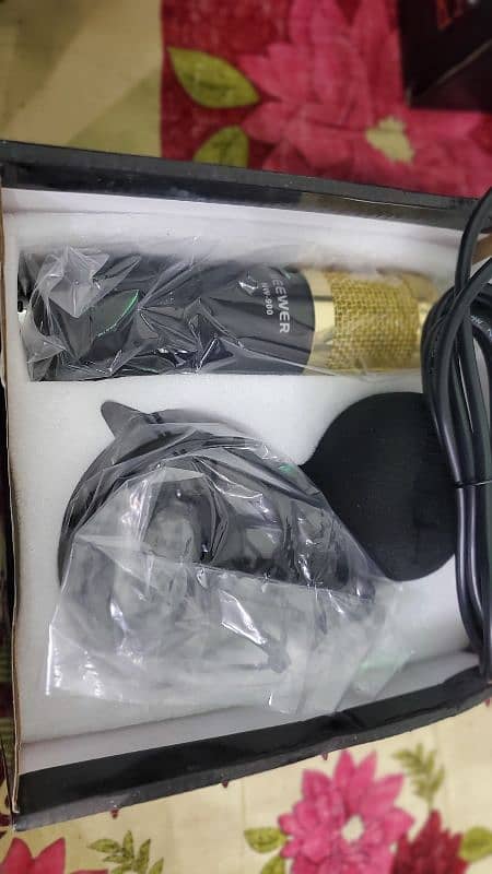neewer Nw900 condenser microphone 1
