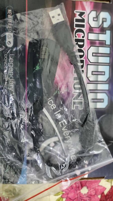 neewer Nw900 condenser microphone 2