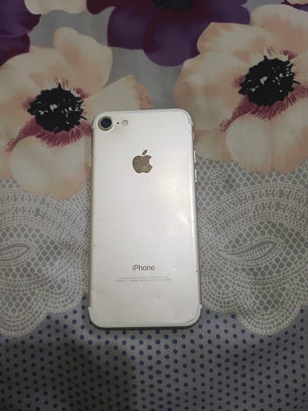 IPHONE 7 NON PTA 128 GB panel break but working 100% 1