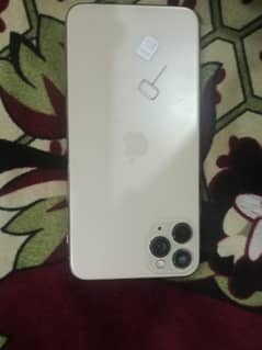 iPhone 11 Pro Max golden colour