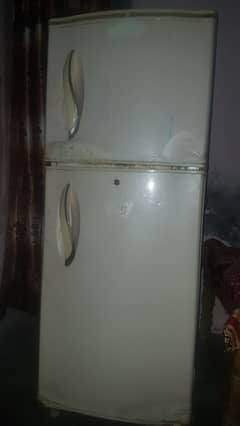 Frige for home use. Cooling 100%