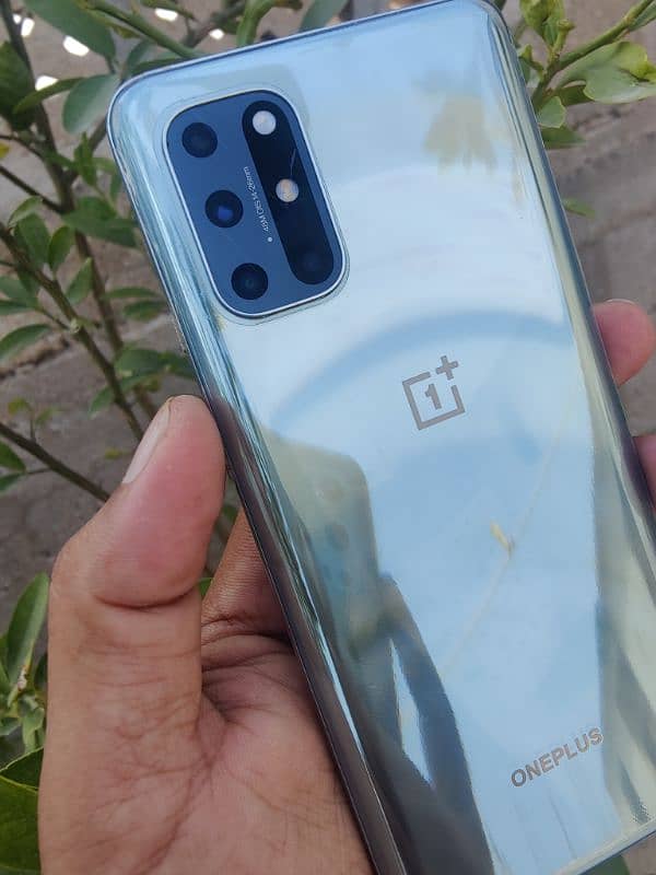 OnePlus 8T 1