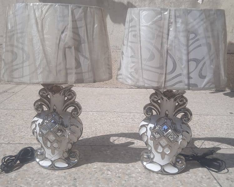 Table Lamp 0