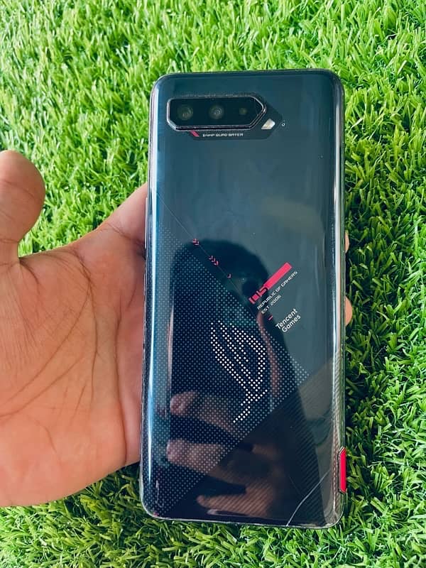 asus rog 5 1