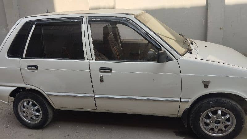 Suzuki Mehran 2011 3