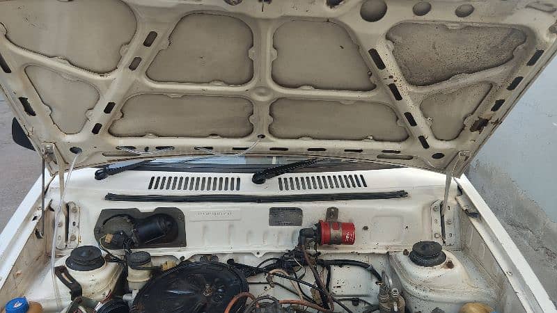 Suzuki Mehran 2011 5