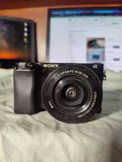 Sony mirrorless 4K camera