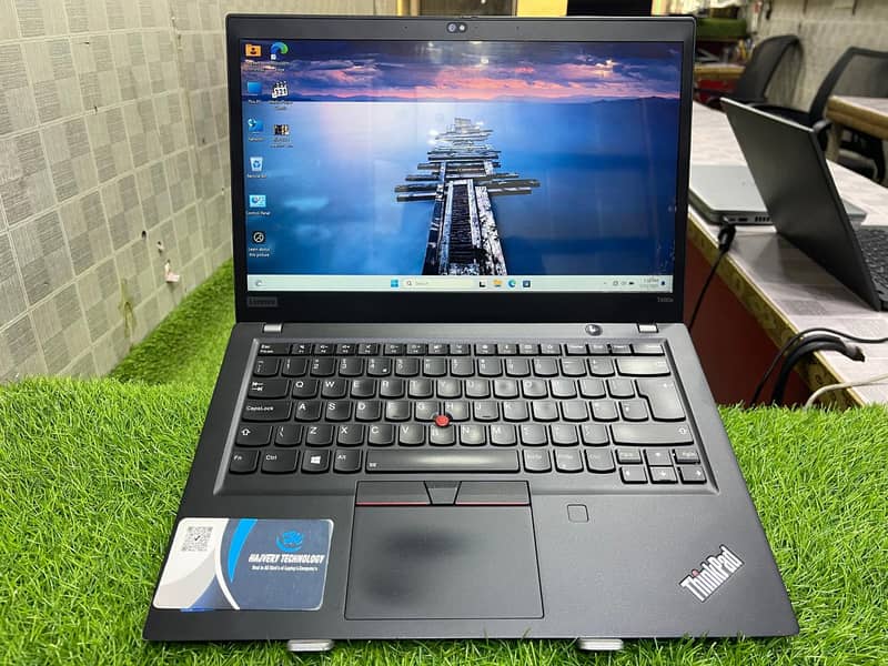 Lenovo Thinkpad T490s i5 8th Gen  (0322-8832611) 3