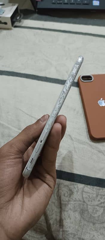 I phone S6S 64 GB With Case Genuine Battery Replace 5
