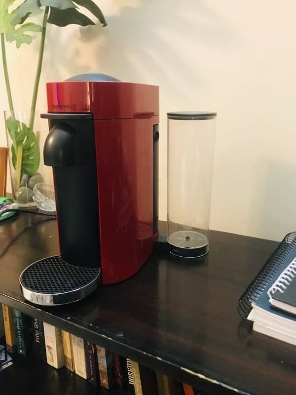 Nespresso vertuo plus coffee machine 2