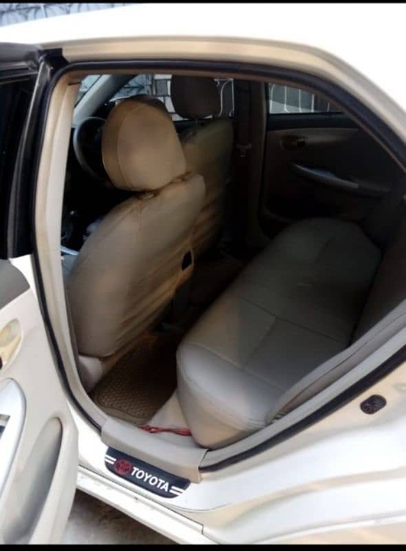 Toyota Corolla GLI 2010 7