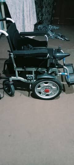 Electric wheelchair