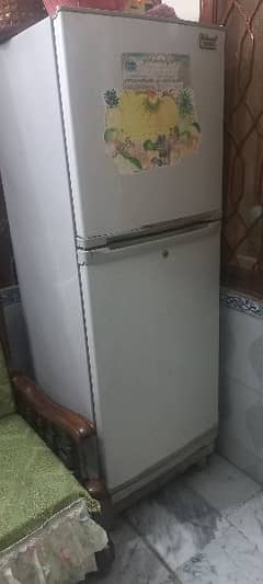 Refrigrator