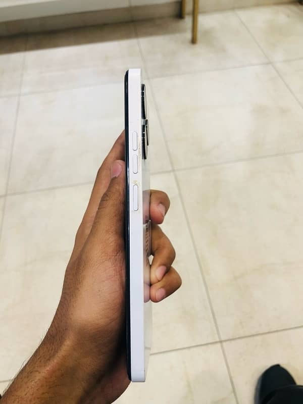tecno spark 10 pro 8 /128gb 10/10 4