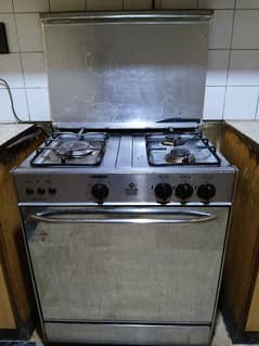 Gas oven 3 stoves for sale