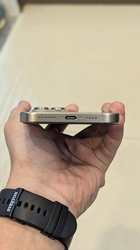 iPhone 16 Pro Max 0