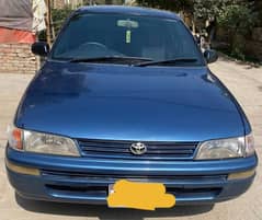 Toyota Corolla XE 2001 mint condition