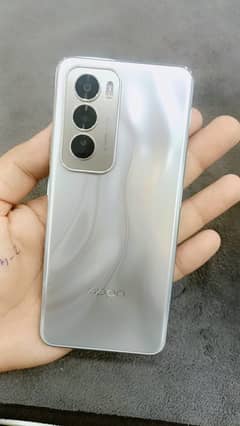 Oppo Reno12 5G