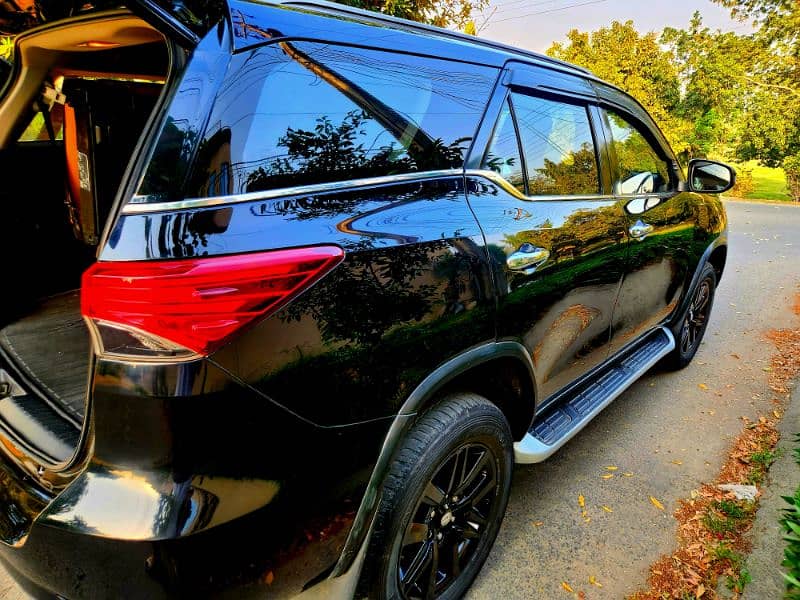 Toyota Fortuner Sigma 2020 Diesel 9