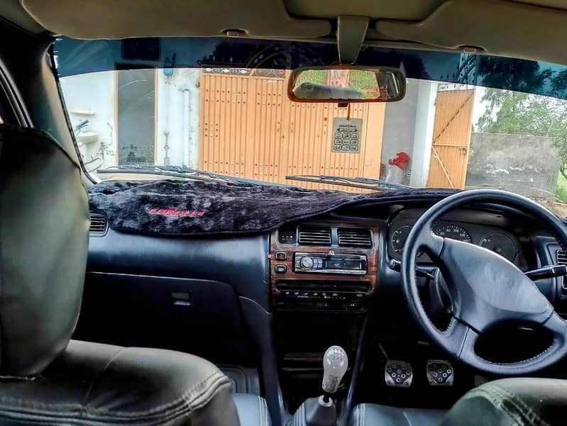 Toyota Corolla XE 2001 Model 7