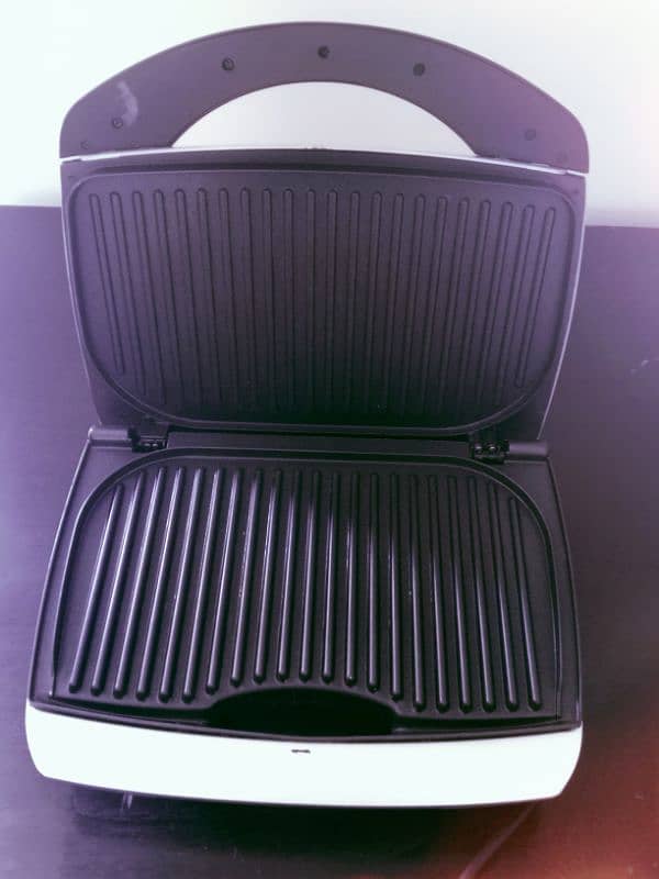 Imported Electric Grill – Excellent Condition 2