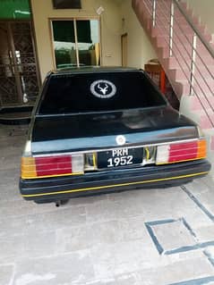 Nissan Sunny 1985