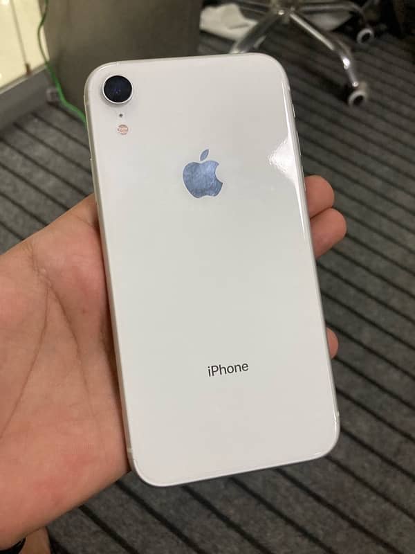 iphone xr  64 GB  jv non-pta 0