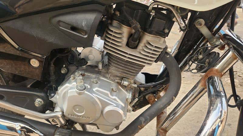 CB125F Bike 2023 Modal 6