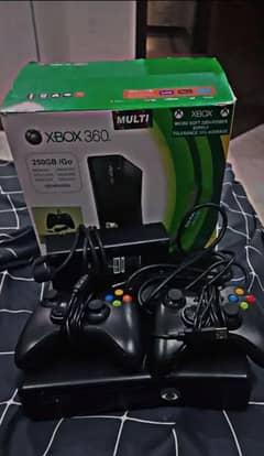 Xbox 360 Slim Gaming