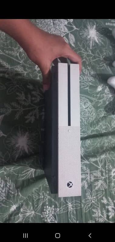 xbox One S | USA Import | blinking issue | original and used like new 1
