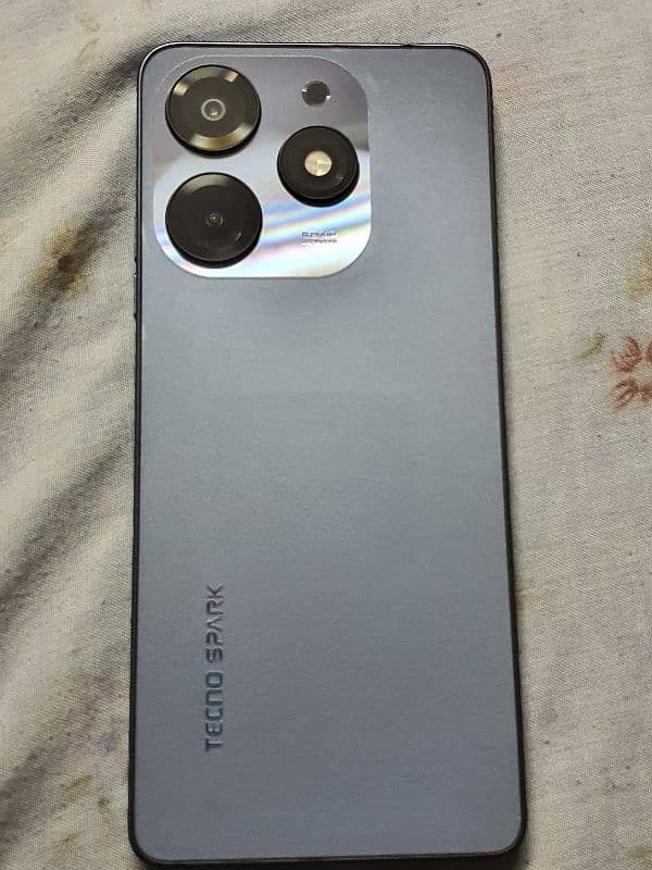 Tecno Spark 10 Pro 0