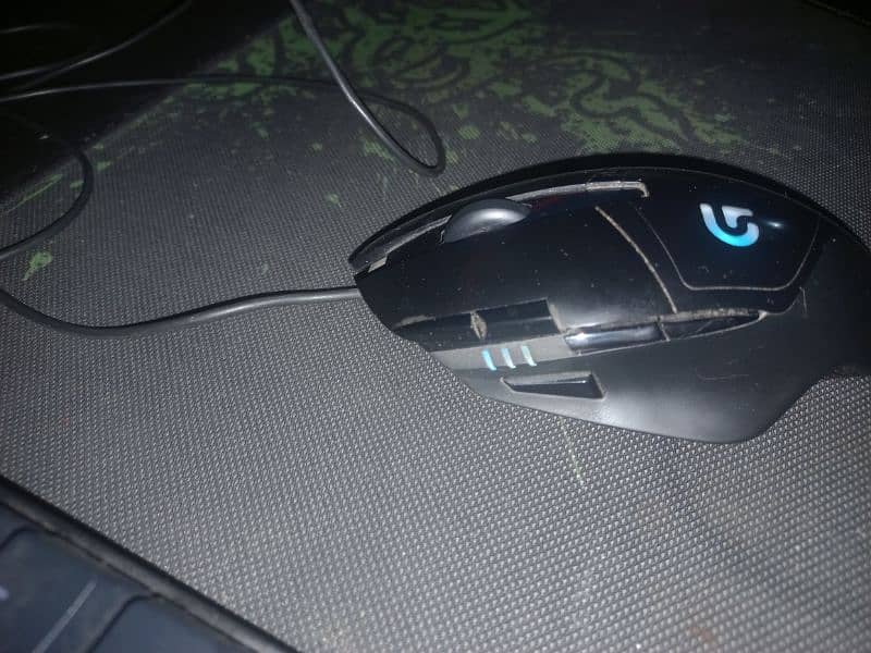Logitech G402 with box 2