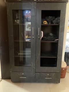 almari /cupboard/showcase