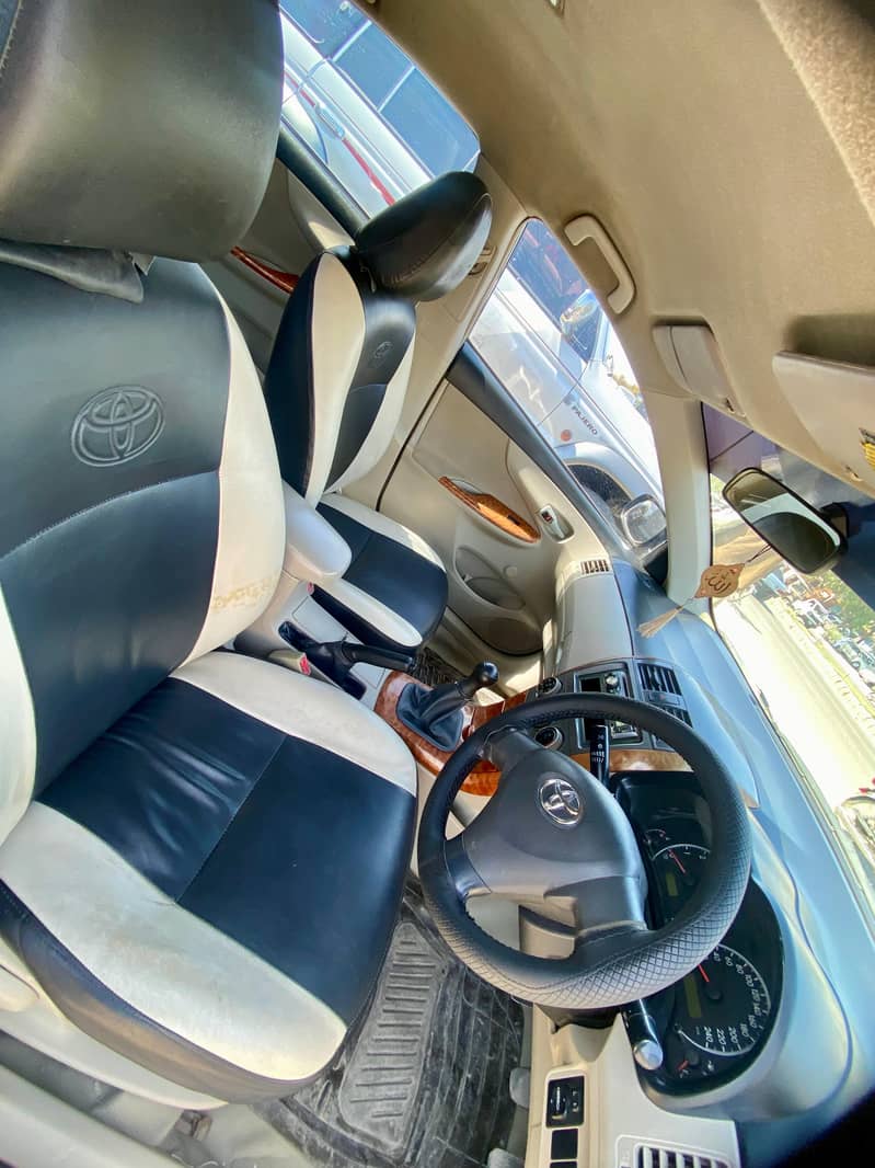 Toyota Corolla XLI 2011 7