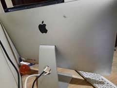 Apple 2k cinema Display Monitor 27 inch