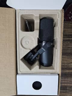 Shure SM7B Dynamic Vocal Microphone – 6 Months Used