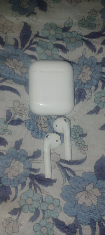 Apple Airpods Generation 2 5