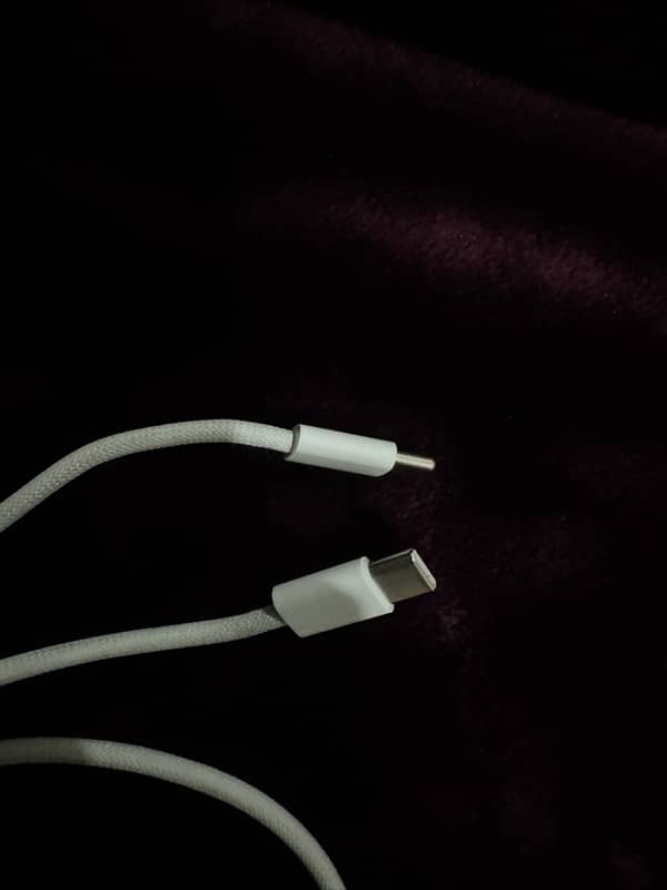 iPhone Type C original charger 2