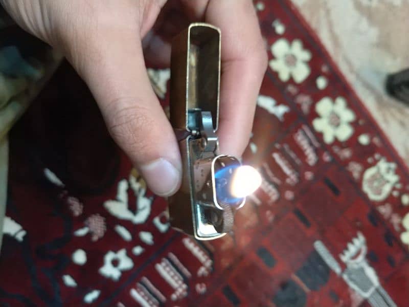Zippo lighter in ok condition 1980's Original 1