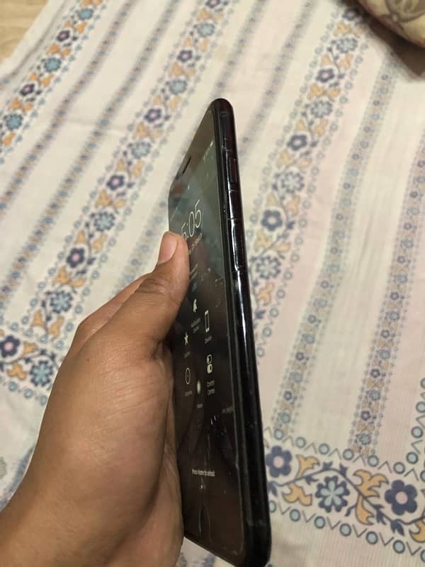 iphone 7+ 1