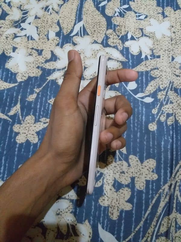 GOOGLE PIXEL 3 10/9 CONDITION 3